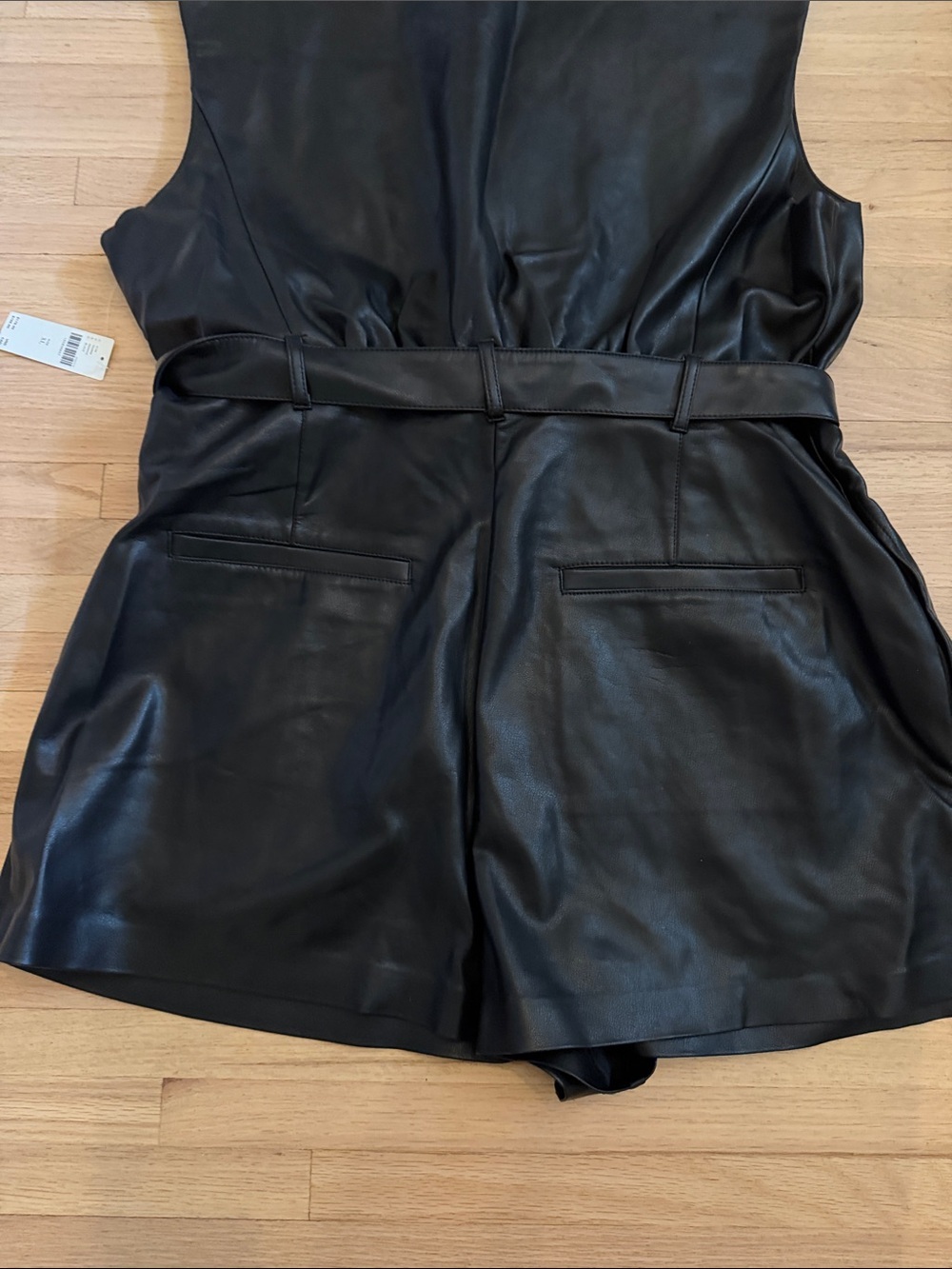 NWT Anthropologie Sleeveless Black Faux Leather Romper with Belt XL - Picture 9 of 10